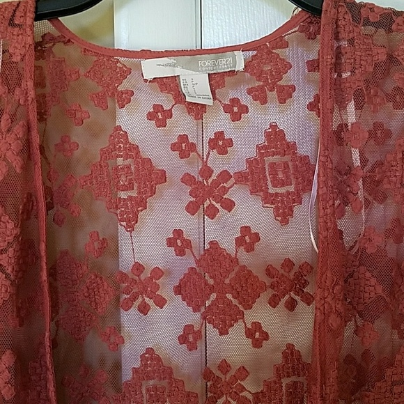 Short sleeve blouse/cover up, size Small - Picture 2 of 5